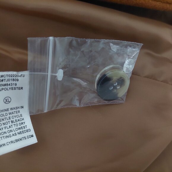 Cyrus Gorgeous Warm Amber Brown Wrap Coat XL NWT !!!! - Picture 6 of 6